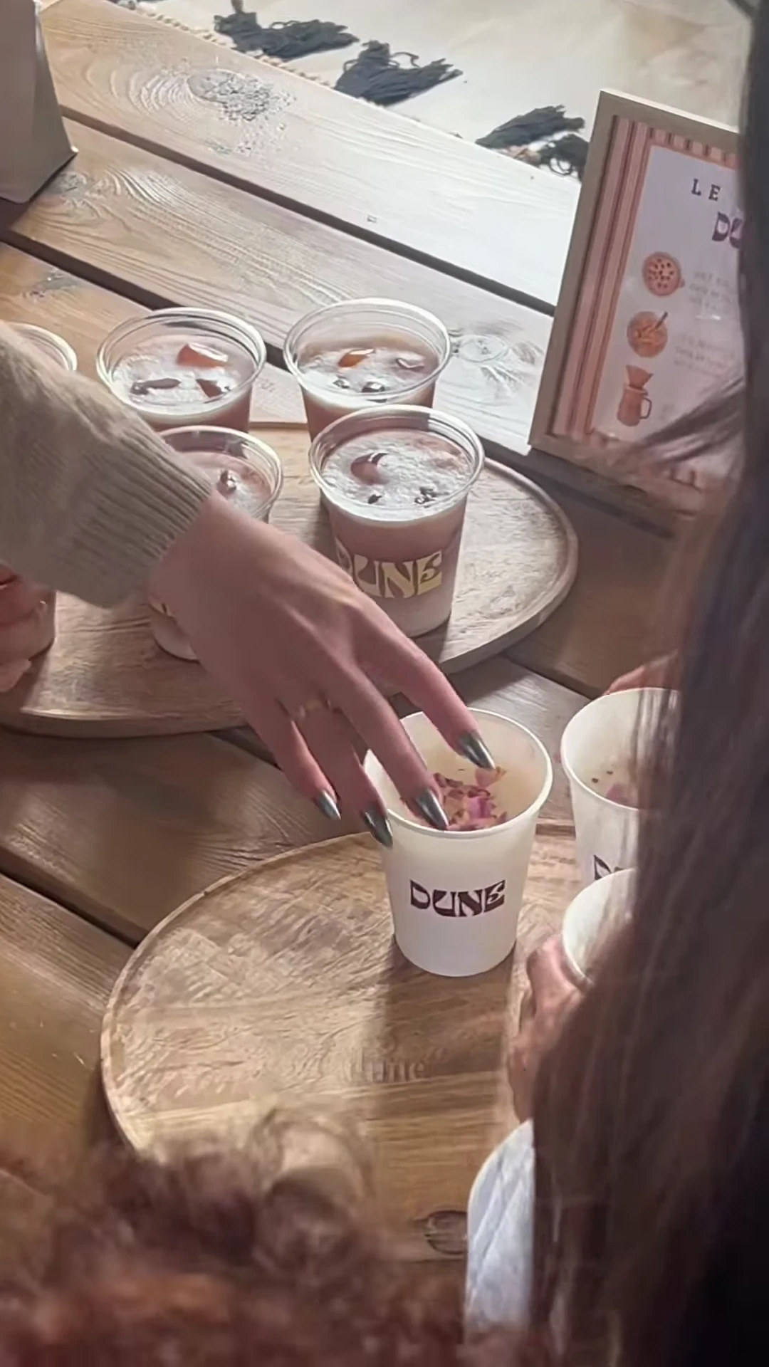 Gobelets Dune Café servis lors d’une retraite Nur & Nafs